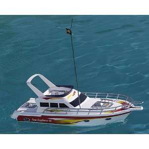  Radio Control Boat White / Red: Sports & Outdoors