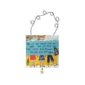 Curly Girl   HP 14611   GOOD FRIENDS Hanging Plaque