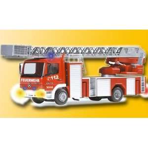  Viessmann 3044 Fire Engine & Officer