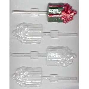  Christmas Presents Pop Candy Mold: Kitchen & Dining