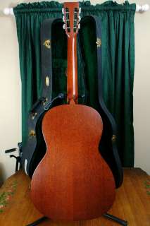 2003 Martin 000 15S (Near Mint) w/ K&K Pure Mini Pickup  