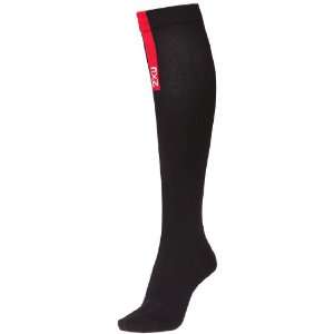  2011 2XU Womens Refresh Compression Socks: Sports 