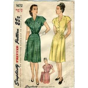   Pattern Scalloped One Piece Wrap Around Dress Bust 34 Arts, Crafts