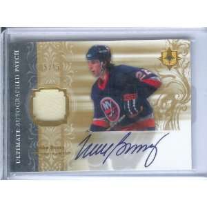   Collection Mike Bossy Autograph & Patch /15 Sports Collectibles
