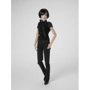  2010 Tonner Doll, Twilight ALICE CULLEN: Toys & Games