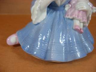 Japan Porcelain Girl Figurine Rotating Musical Wind Up  