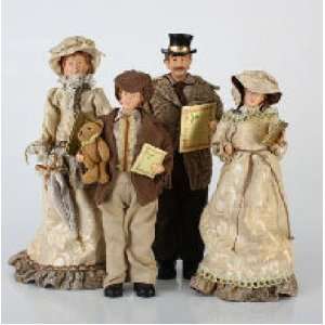  of 4 Christmas Caroler Family Figures with Ivory and Gold Trim 15 18