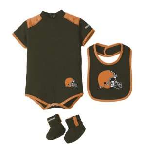  Cleveland Browns 2009 Newborn Creeper, Bib & Bootie Set 