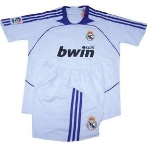  FC Real Madrid 08 09 Jersey and Shorts