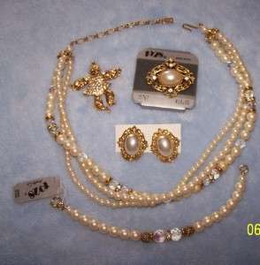 1928 5 pcs necklace,bracelet, 2 brooches clown!; earr  