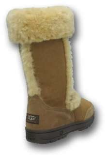 UGG® AUSTRALIA  CLASSIC SHORT  SAND  WOMENS BOOTS  5825  NEW in 