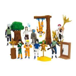    Naruto: Deluxe Training Action Figures Case of 6: Toys & Games