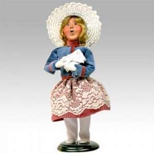 Signed 2011 Mothers Day Girl Caroler by Byers Choice  
