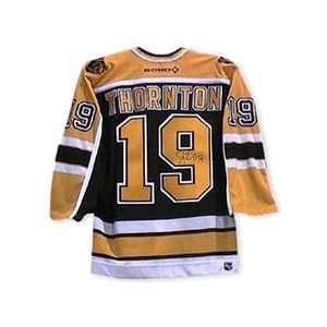 Joe Thornton Autographed Boston Bruins Jersey: Sports 