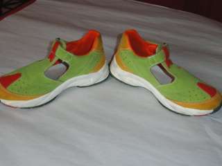 KIDS BOUTIQUE NATURINO LIME GREEN & ORANGE SHOES SIZE 34 / US 3 CUTE 
