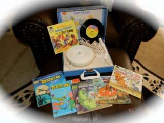  Player & 6 Books/Records Brer Rabbit Winnie Pooh Petes Dragon  