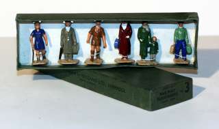DINKY TOYS 3 PASSENGERS VERY RARE WAR TIME SET SMALL FIGURES MIB 