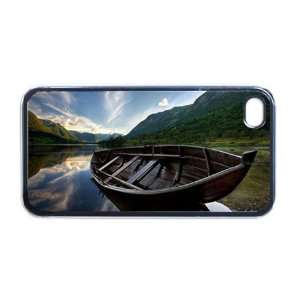  Scenic Nature Boat Apple iPhone 4 or 4s Case / Cover 
