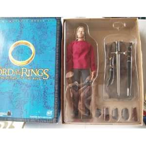    DID Lord of The Rings Aragorn Action Figure: Toys & Games