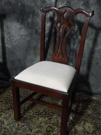 BEAUTIFUL SET OF SOLID MAHOGANY DINING ROOM CHIPPENDALE CHAIRS 