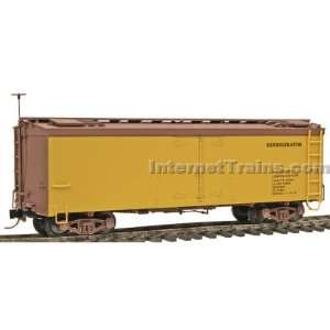  Micro Trains HOn3 Scale 30 Refrigerator Car   Painted w 