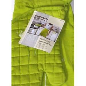   Kitchen Cooking Apron & Oven Mitt Set Adult Size: Everything Else
