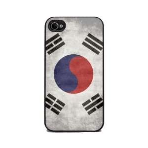  South Korean Flag   iPhone 4 or 4s Cover: Cell Phones 