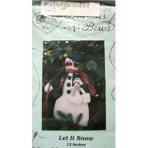   IT SNOW   13 INCH SNOWMAN DOLL FROM BUTTONS  N  BOWS SEWING PATTERNS