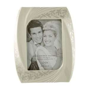    Lenox Wedding Promises Platinum Frame 5 X 7