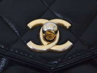 VINTAGE CHANEL QUILTED STITCHED WAIST BAG WITH LARGE SIZED CHAIN BELT 