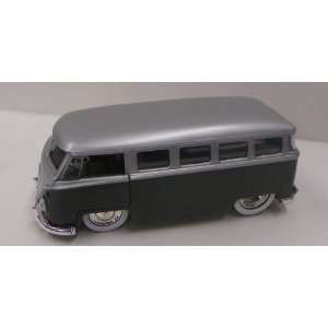  Jada Toys 1/32 Scale Diecast Dub City Series 1962 Vw Bus 