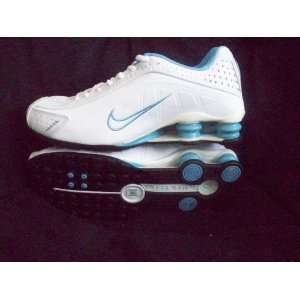  Womens Nike Shox R4 White And Blue Size 7: Sports 