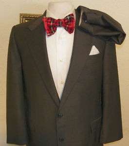 Mens 2 button Hickey Freeman Wool Suit, Size 41 Reg  