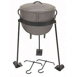 Bayou Classic 4 gal Stew Pot with Lid and TJ Hooks  