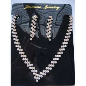  Sparkling Rhinestone Necklace & Earrings Set Everything 