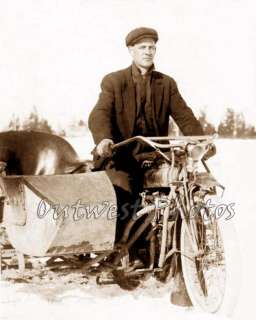 EARLY 1900S INDIAN MOTORCYCLE WITH SIDECAR AND RIDER PHOTO  