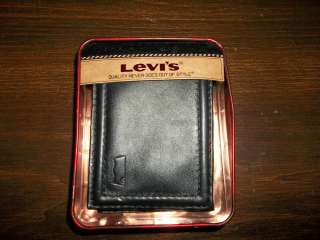 New Mens Levis Black Genuine Leather Bifold Wallet  NIB   