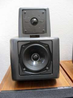 Pair Vintage 105.4 KEF Speakers Working & Sound Great Prefer Local 