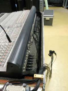 Soundtracs MXD 32/8/3 Mischpult mit Case und 30m Multicore in Baden 