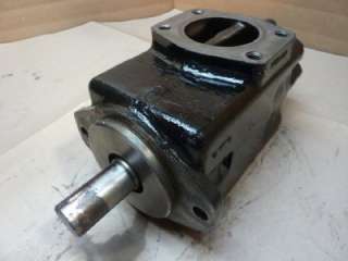 Vickers Hydraulic Vane Pump 2 7/8 Shaft #30778  