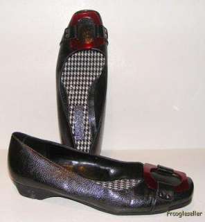 Liz Claiborne womens Philicia low heel loafers shoes 6  