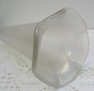 Diamond Stretch Glass Auto/Car Vase Horn Pearl/White Carnival Opal 