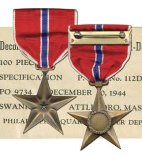   1944 vintage United States Bronze Star medal   Slot Brooch  