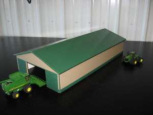 Farm Machine Shed 1/64 60x120 green/tan  