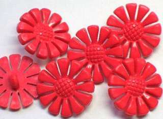 Daisy Flower Plastic Button Kids Doll Crafts Red  