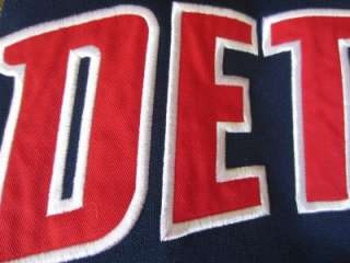 Boys DETROIT NBA PISTONS Button Down Warm Up Shirt Shirts 8  