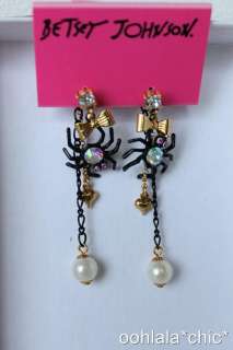   JOHNSON Spider Chain Pearl Vampire Bow Post Dangle Halloween Earrings